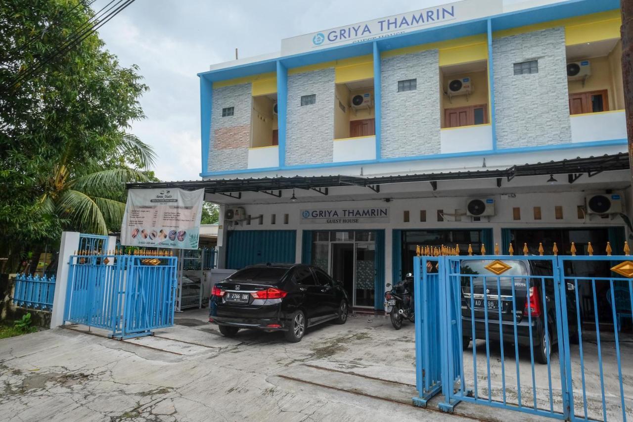 Reddoorz Syariah @ Griya Thamrin Manahan Solo Exteriér fotografie
